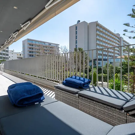 Riviera Aelia Luxury By The Sea Apartment