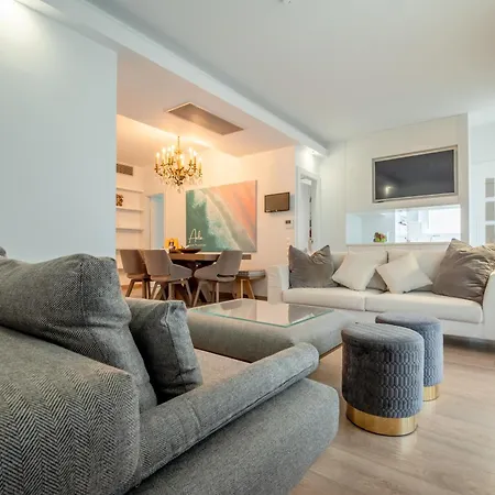 Riviera Aelia Luxury By The Sea Apartment